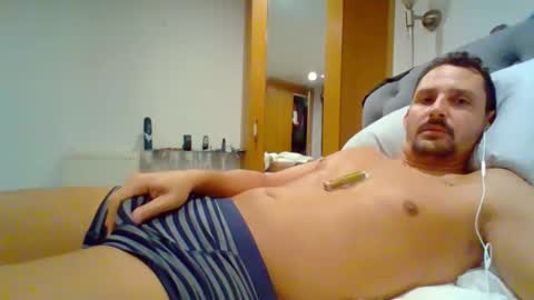 bearboudior online show from November 2025 12:04:01 PM