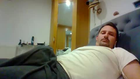 bearboudior online show from May 2026 01:38:01 PM