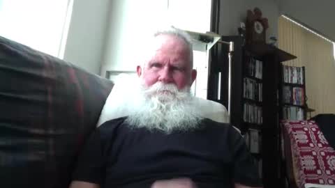 Snapshot of beardbushy chatting on November 2025 04:51:01 PM beardbushy online show from November 2025 04:51:01 PM