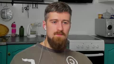 Zeus online show from November 2025 01:28:01 AM