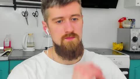 Zeus online show from April 2026 03:08:02 AM