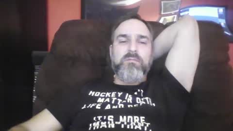 Snapshot of beardedambition chatting on December 2024 02:10:02 AM beardedambition online show from December 2024 02:10:02 AM