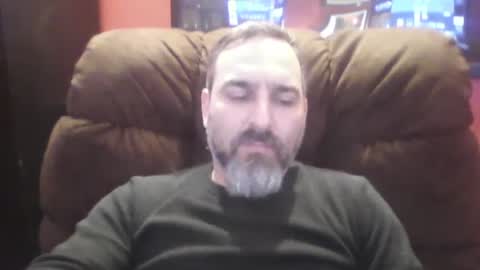 Snapshot of beardedambition chatting on December 2024 06:39:02 PM beardedambition online show from December 2024 06:39:02 PM