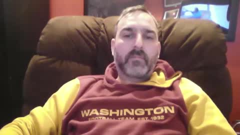 Snapshot of beardedambition chatting on January 2025 07:28:02 PM beardedambition online show from January 2025 07:28:02 PM