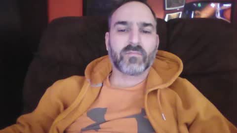 Snapshot of beardedambition chatting on February 2025 03:49:02 PM beardedambition online show from February 2025 03:49:02 PM