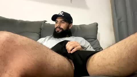 Min online show from September 2025 05:32:01 AM