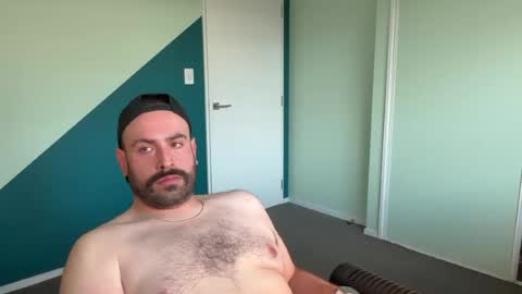 bearrrr online show from June 2026 08:39:02 PM