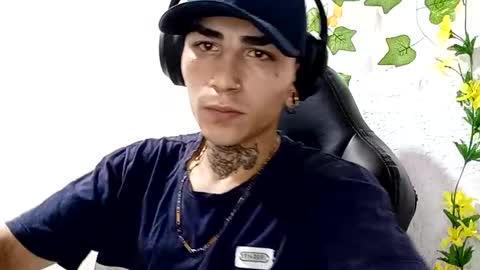 Snapshot of beatandtalk chatting on December 2025 03:00:02 AM beatandtalk online show from December 2025 03:00:02 AM