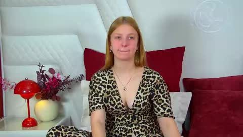 Snapshot of beatricebinoche chatting on October 2025 06:25:02 AM Beatrice online show from October 2025 06:25:02 AM