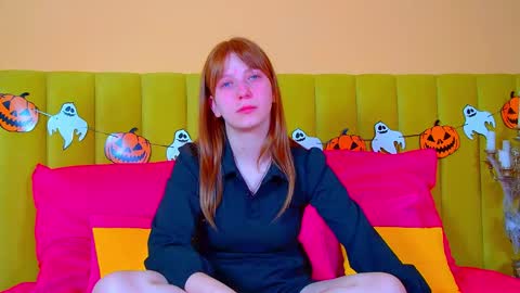 Snapshot of beatricebinoche chatting on October 2025 06:35:02 PM Beatrice online show from October 2025 06:35:02 PM