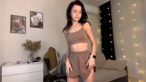 Katie online show from November 2025 01:46:02 PM