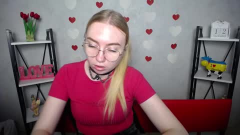 Snapshot of beatriceflyy chatting on December 2024 09:30:01 AM BeatriceFlyy online show from December 2024 09:30:01 AM