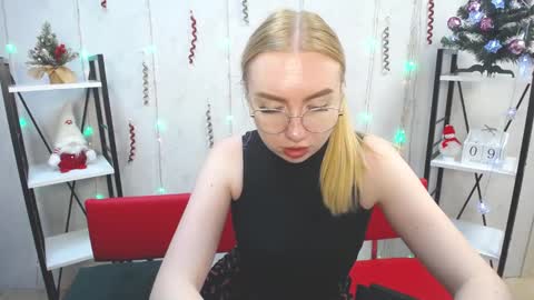 Snapshot of beatriceflyy chatting on January 2025 03:34:01 PM BeatriceFlyy online show from January 2025 03:34:01 PM