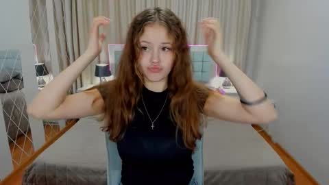 BeatriceWild online show from October 2025 11:07:02 AM