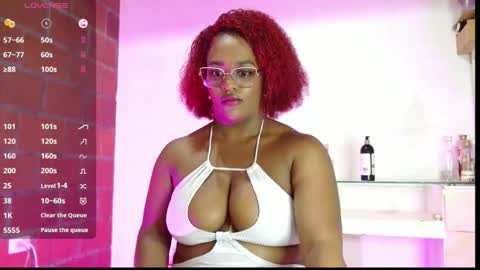 Beatzie online show from November 2025 02:07:02 PM