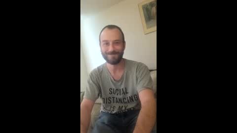 Snapshot of beaucawke chatting on March 2026 05:18:02 PM Beaucawke online show from March 2026 05:18:02 PM