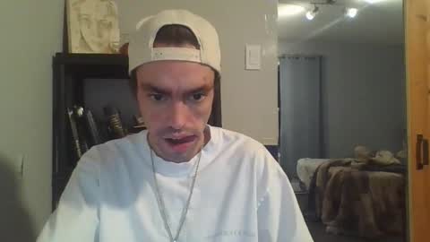 Snapshot of beaulieu2027 chatting on December 2025 12:48:01 AM beaulieu2027 online show from December 2025 12:48:01 AM