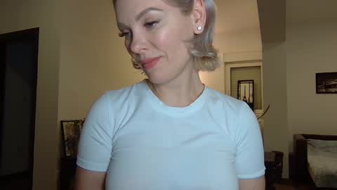 Snapshot of beautifulkollettee chatting on December 2024 08:47:01 PM Beautifulkollette online show from December 2024 08:47:01 PM