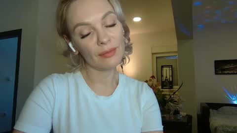 Snapshot of beautifulkollettee chatting on December 2024 11:59:01 AM Beautifulkollette online show from December 2024 11:59:01 AM
