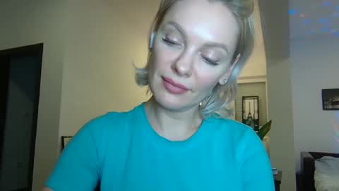 Snapshot of beautifulkollettee chatting on January 2025 09:32:02 PM Beautifulkollette online show from January 2025 09:32:02 PM
