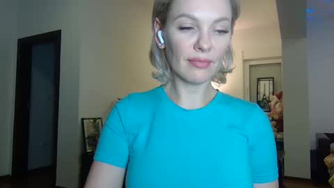 Snapshot of beautifulkollettee chatting on January 2025 09:40:02 PM Beautifulkollette online show from January 2025 09:40:02 PM