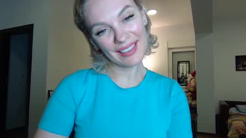 Snapshot of beautifulkollettee chatting on January 2025 07:16:01 PM Beautifulkollette online show from January 2025 07:16:01 PM