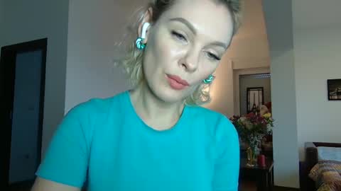 Snapshot of beautifulkollettee chatting on January 2025 12:49:02 PM Beautifulkollette online show from January 2025 12:49:02 PM