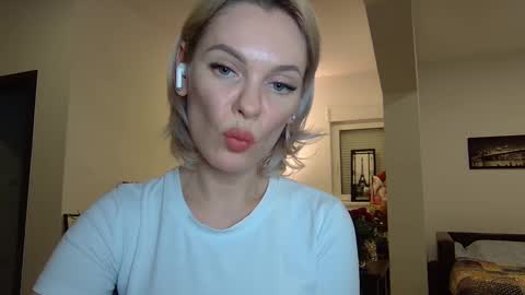 Snapshot of beautifulkollettee chatting on January 2025 06:37:02 PM Beautifulkollette online show from January 2025 06:37:02 PM