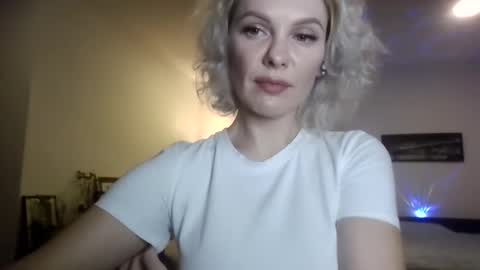Snapshot of beautifulkollettee chatting on February 2025 11:49:01 PM Beautifulkollette online show from February 2025 11:49:01 PM