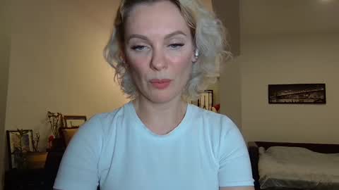 Snapshot of beautifulkollettee chatting on February 2025 09:29:01 PM Beautifulkollette online show from February 2025 09:29:01 PM