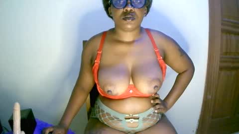 Snapshot of beautifulpeach2 chatting on January 2025 03:40:02 AM beautifulpeach2 online show from January 2025 03:40:02 AM