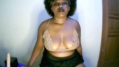 Snapshot of beautifulpeach2 chatting on January 2025 09:46:01 PM beautifulpeach2 online show from January 2025 09:46:01 PM