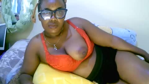 Snapshot of beautifulpeach2 chatting on February 2025 07:10:01 AM beautifulpeach2 online show from February 2025 07:10:01 AM