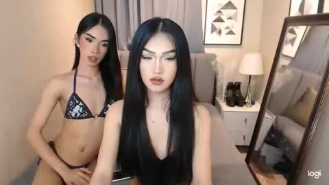 PEARL X NIKKI online show from May 2026 07:35:01 AM