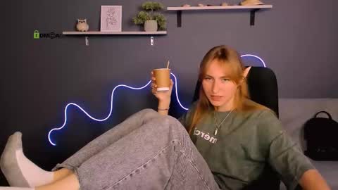 Snapshot of beauty_ginger chatting on September 2025 01:02:01 PM beauty_ginger online show from September 2025 01:02:01 PM