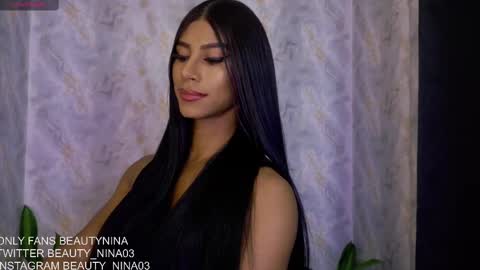 Snapshot of beauty_nina chatting on October 2025 12:58:01 PM beauty_nina online show from October 2025 12:58:01 PM