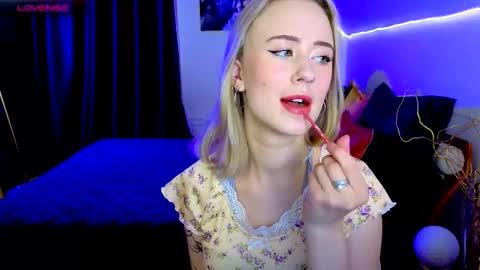 beauty Sasha online show from October 2025 02:16:01 PM