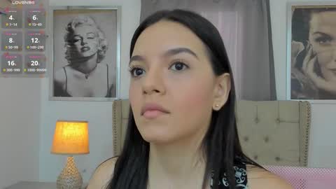 Ariana Reyes online show from October 2025 12:23:02 PM