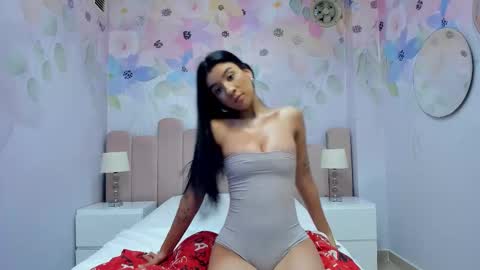 Lucy online show from October 2025 10:25:01 AM