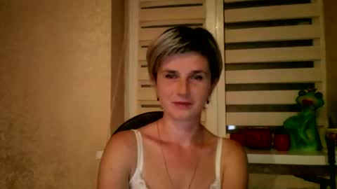 Snapshot of beautyksenia chatting on September 2025 07:06:02 PM BeautyKsenia online show from September 2025 07:06:02 PM