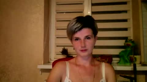 Snapshot of beautyksenia chatting on October 2025 06:20:01 PM BeautyKsenia online show from October 2025 06:20:01 PM