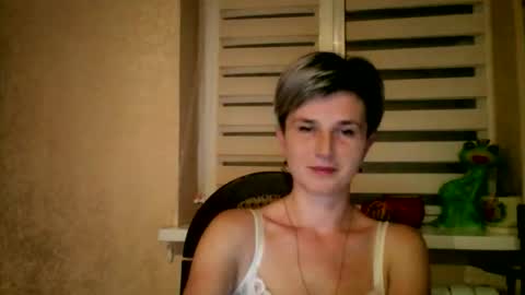 Snapshot of beautyksenia chatting on October 2025 07:25:02 PM BeautyKsenia online show from October 2025 07:25:02 PM