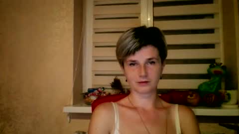 Snapshot of beautyksenia chatting on October 2025 07:20:01 PM BeautyKsenia online show from October 2025 07:20:01 PM