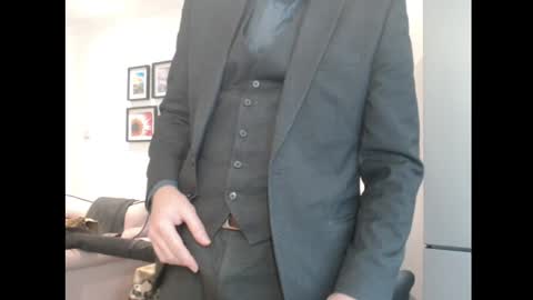 Snapshot of beautysbrit chatting on February 2025 03:20:01 PM BeautysBrit online show from February 2025 03:20:01 PM