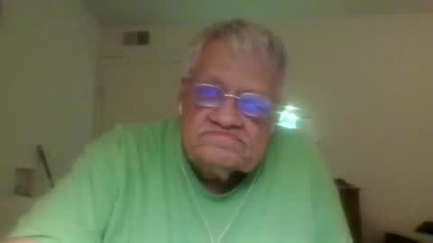 Snapshot of beautytomyeyes chatting on April 2026 12:30:02 AM beautytomyeyes online show from April 2026 12:30:02 AM