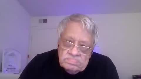 Snapshot of beautytomyeyes chatting on May 2026 09:42:01 PM beautytomyeyes online show from May 2026 09:42:01 PM