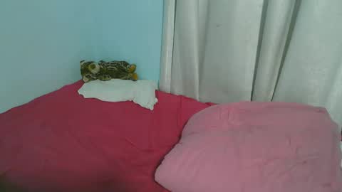 Snapshot of beautytyler chatting on November 2025 11:37:01 PM tyler online show from November 2025 11:37:01 PM