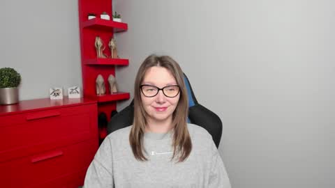 Zoe online show from November 2025 06:34:01 AM