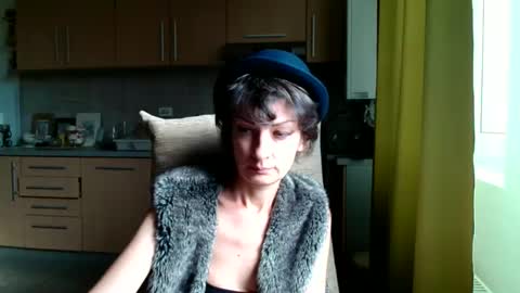 Raluca online show from September 2025 01:26:02 PM