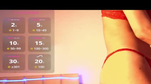 Jennifer online show from October 2025 11:20:02 PM